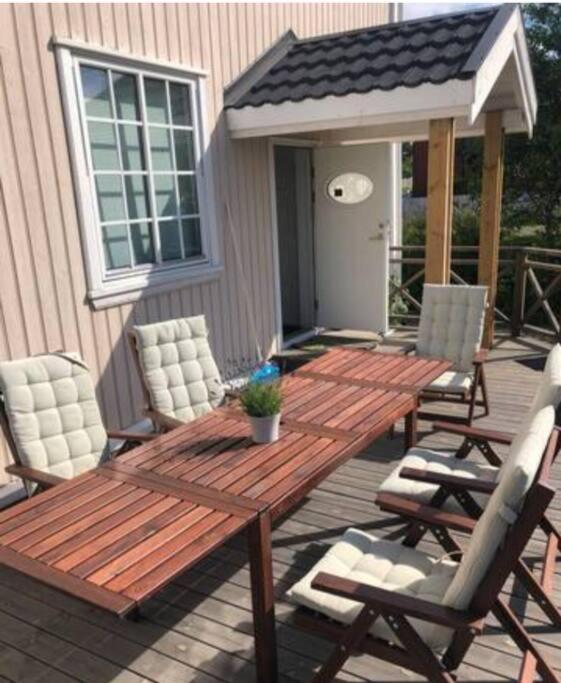 Appartement Lys Og Sentral Leilighet Med Terrasse Og Hage à Lillehammer Extérieur photo
